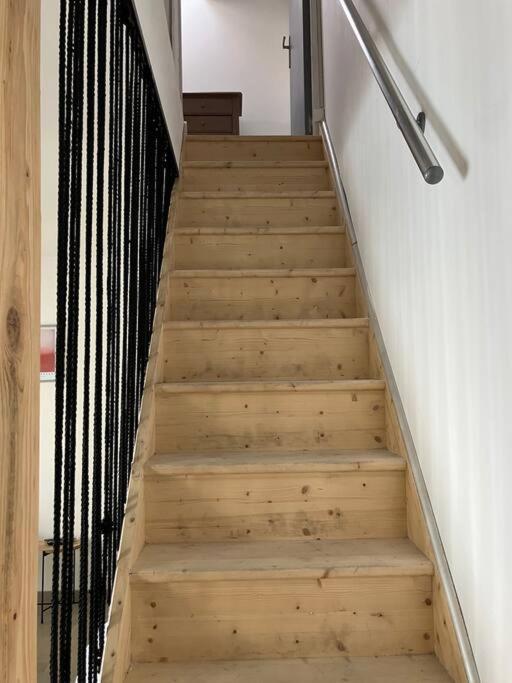 Appartement T4 Terrasse Et Vue Истр Экстерьер фото