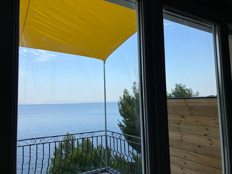Appartement T4 Terrasse Et Vue Истр Экстерьер фото