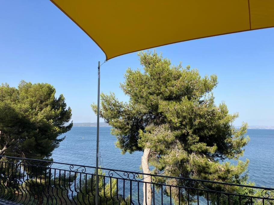Appartement T4 Terrasse Et Vue Истр Экстерьер фото